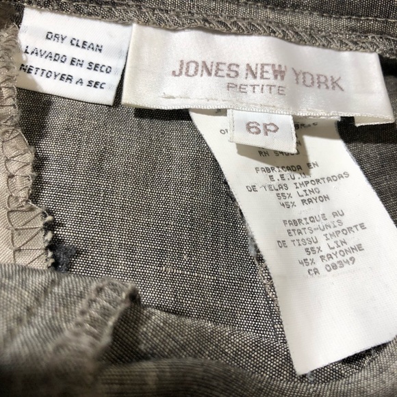 Petite Gray Silver Pants - Picture 3 of 7